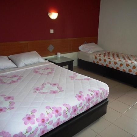 Lotus Hotel Johor Bahru Kültér fotó